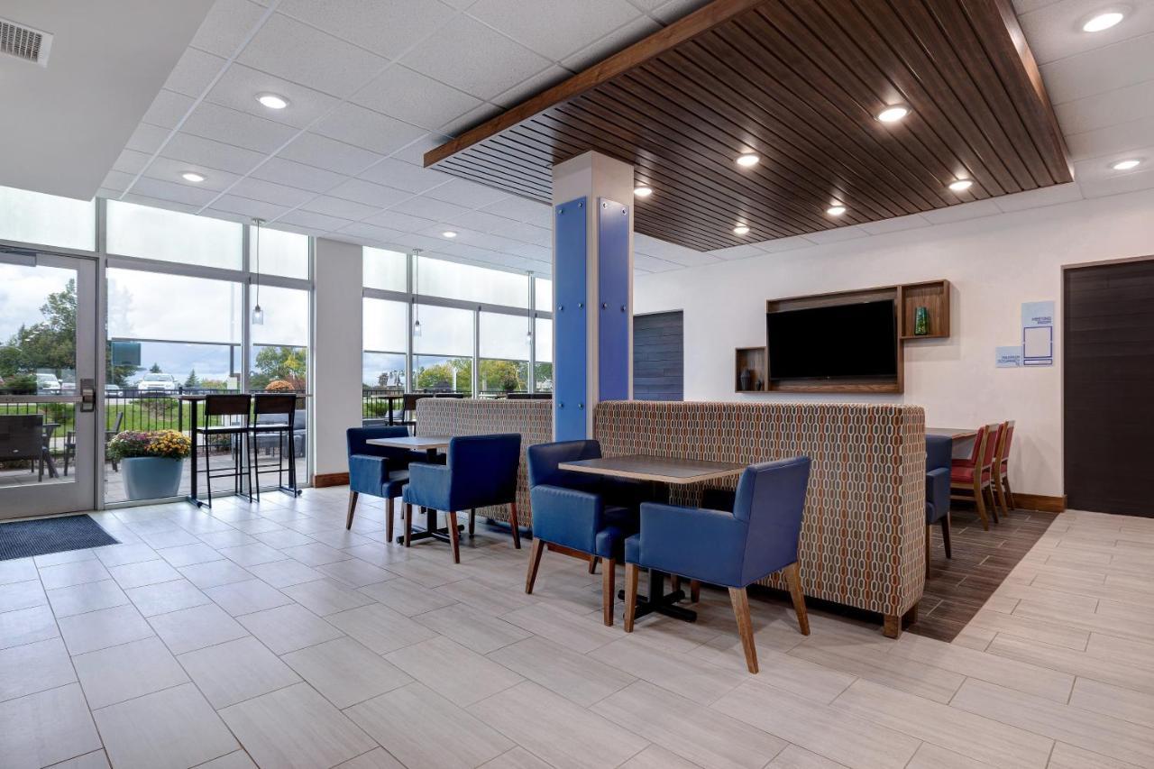 Holiday Inn Express & Suites - Grand Rapids South - Wyoming By Ihg Exteriér fotografie