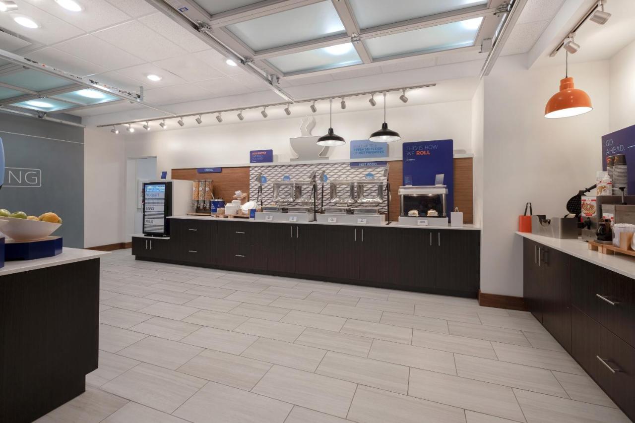Holiday Inn Express & Suites - Grand Rapids South - Wyoming By Ihg Exteriér fotografie